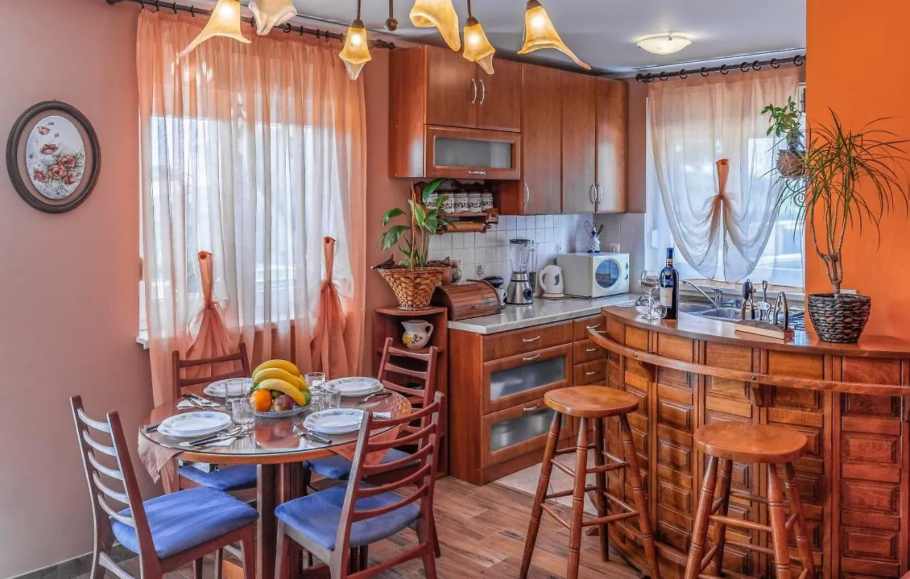 Apartment Meri Liznjan
