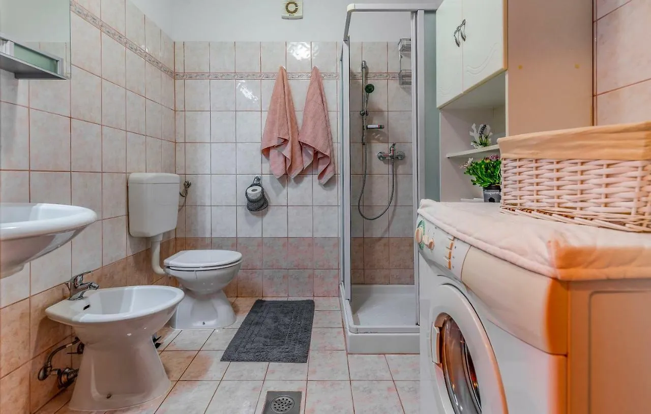 Apartment Meri Liznjan